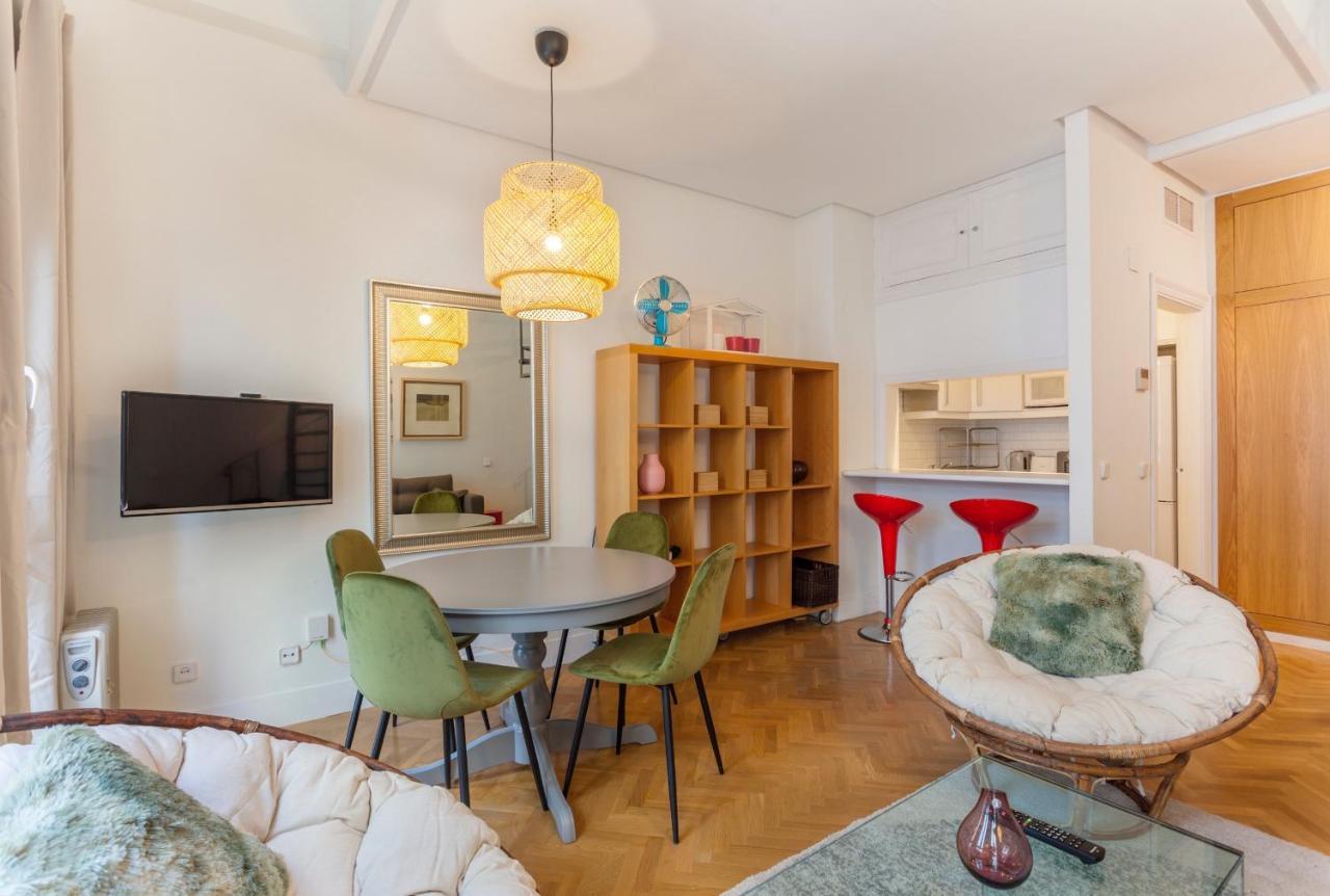 Apartamento Barquillo Duplex En Мадрид Екстериор снимка
